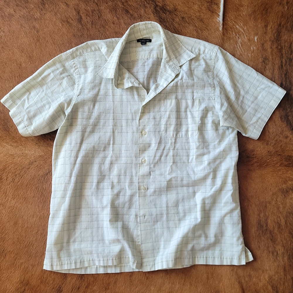 Van Heusen Button-down